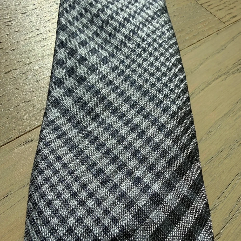 NWT Michael Kors Classic Black and Gray Checkered Tie